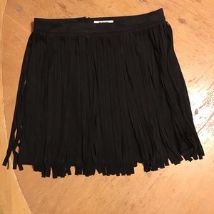 NWT BB Dakota fringe mini skirt